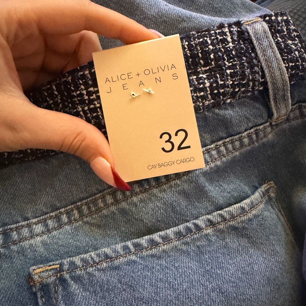 NWT Alice + Olivia Cay baggy cargo - Picture 2 of 4